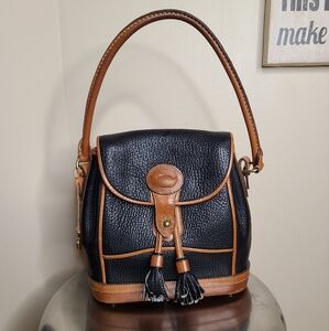 Dooney & Bourke All Weather Essex Shoulder Bag Black/Wheat